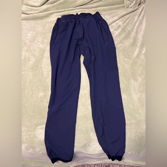 Natural Uniforms, Navy Blue Scrubs, Women’s size Medium - Picture 6 of 7